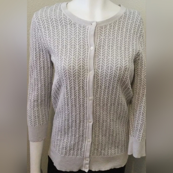 Merona Sweaters - Merona Medium 3/4 sleeve Featherbone sweater cardigan